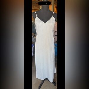 Chic Striped Sleeveless Dress